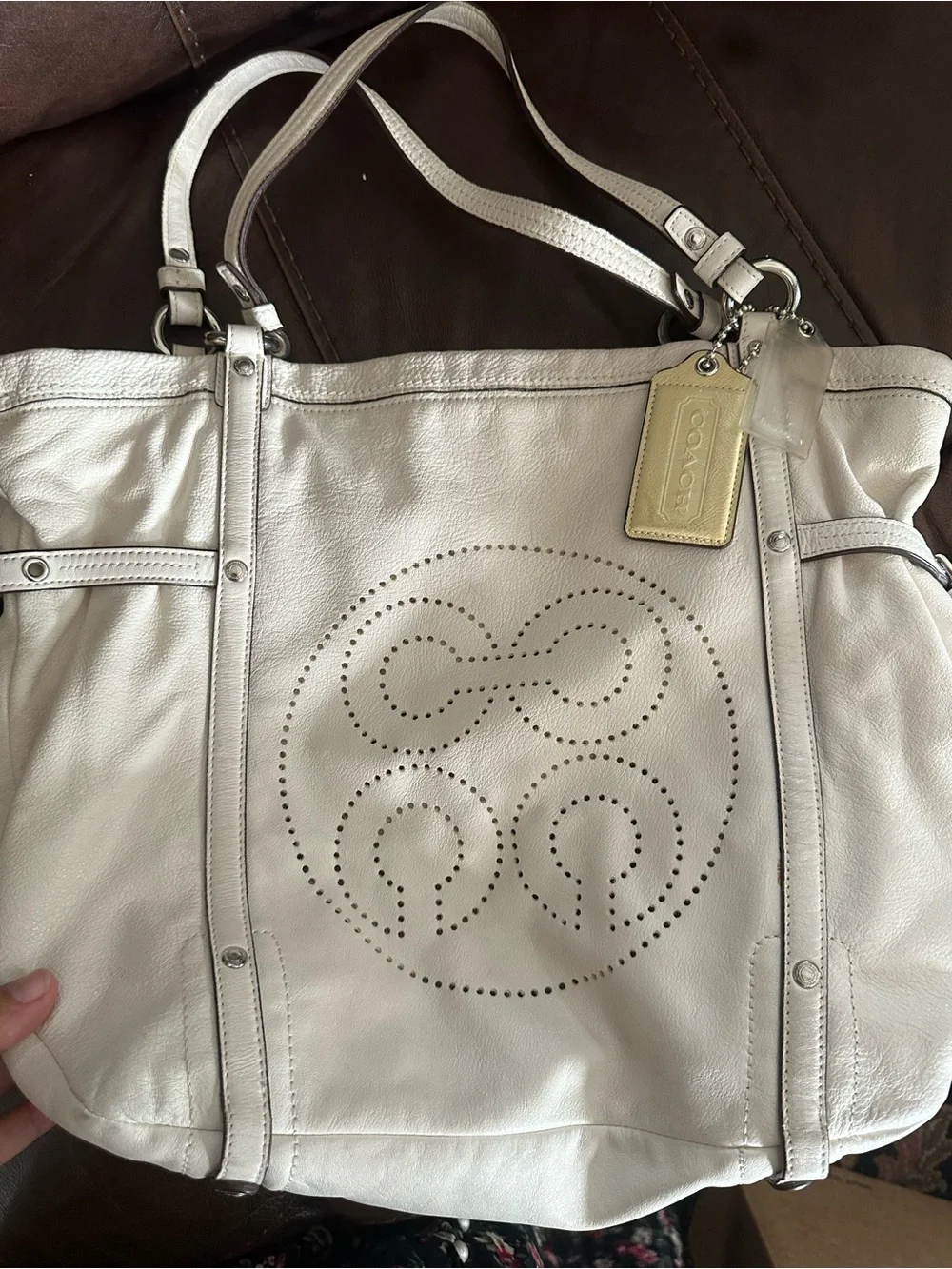 Coach vintage Ivory Perforated Logo Leather Shoulder Bag - Picture 10 of 14